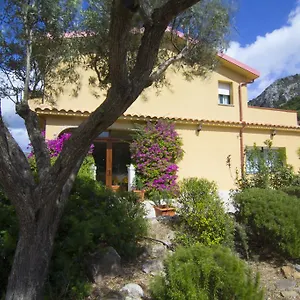 Farm stay Sa Rocca, Iglesias